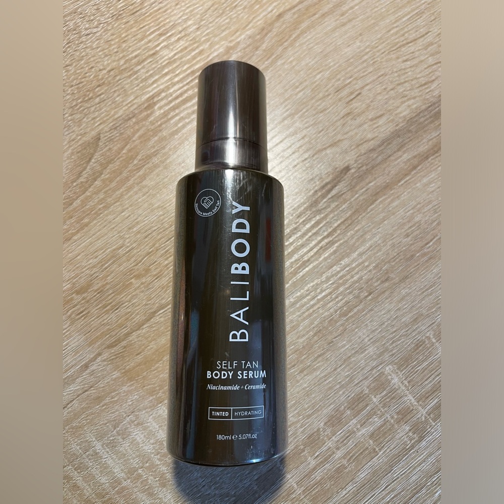 BALIBODY  Self Tan Body Serum Tinted Hydrating 5.07 fl oz
